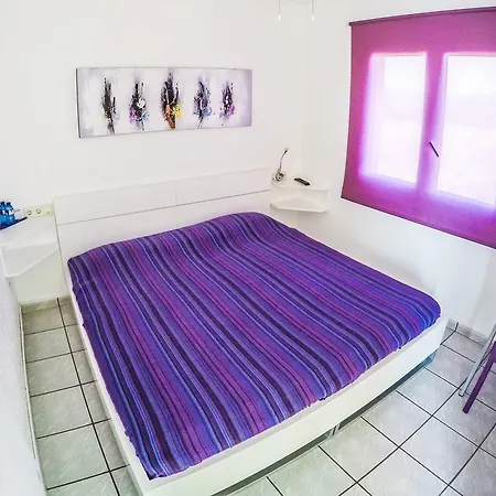 بنسيون لوس كابالوس فندق 3*